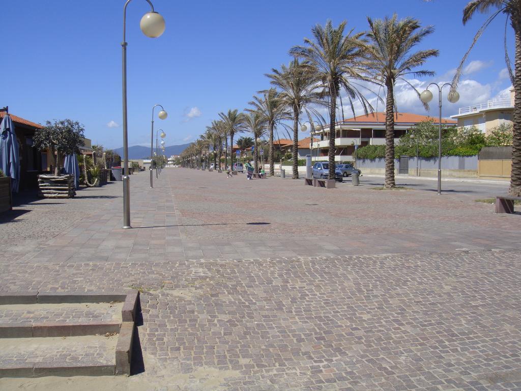 Aparthotel Mediterraneo 2*