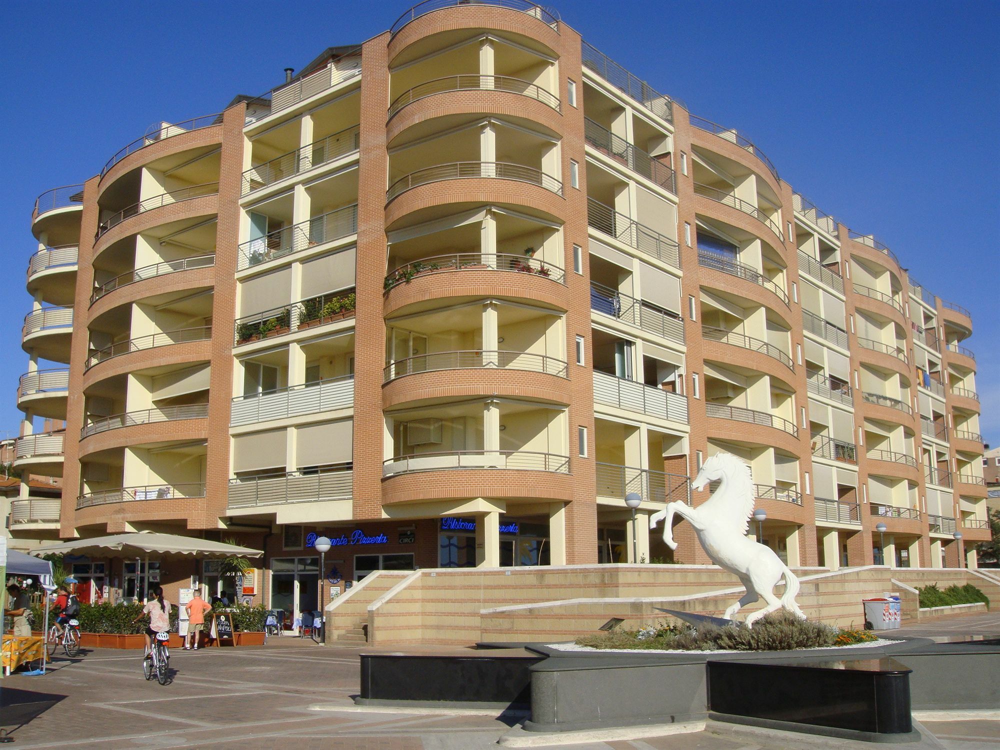 Mediterraneo 2*